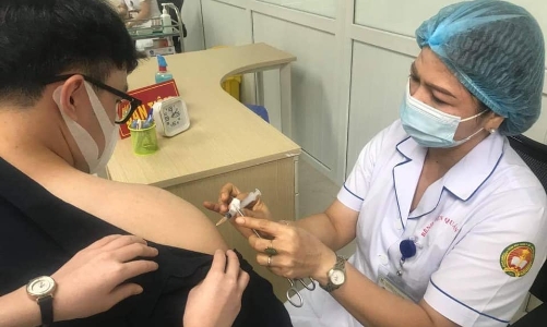 Bộ Y tế đề nghị 9 địa phương đẩy nhanh tiêm vaccine phòng Covid-19