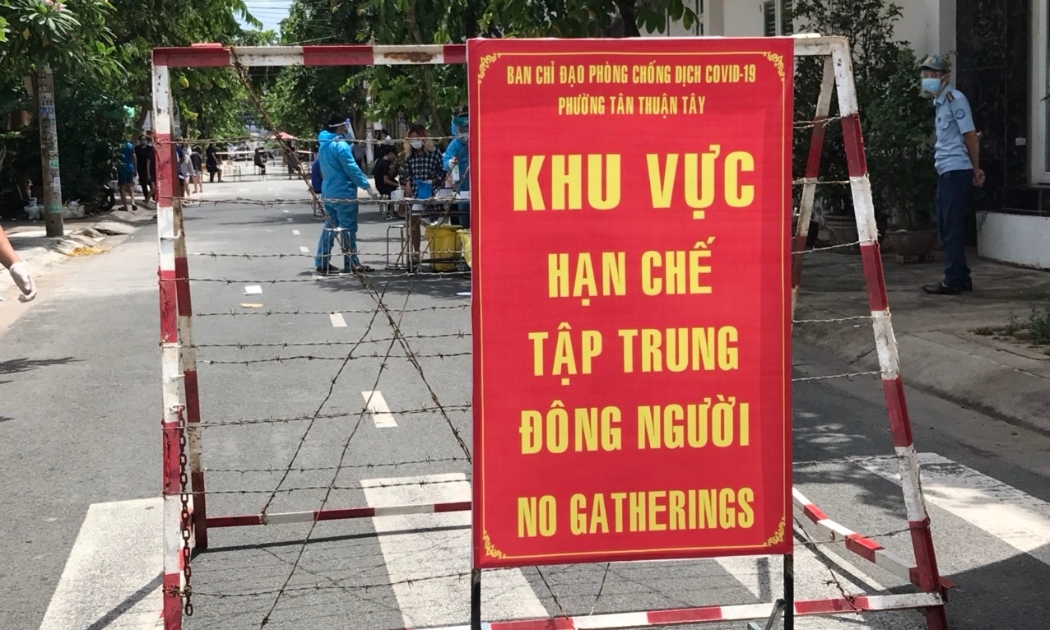 Tạm phong toả  khu vực tại phường Tân Thuận Tây (quận 7) vì liên quan đến ca bệnh tại Bệnh viện Bệnh nhiệt đới TP.HCM.