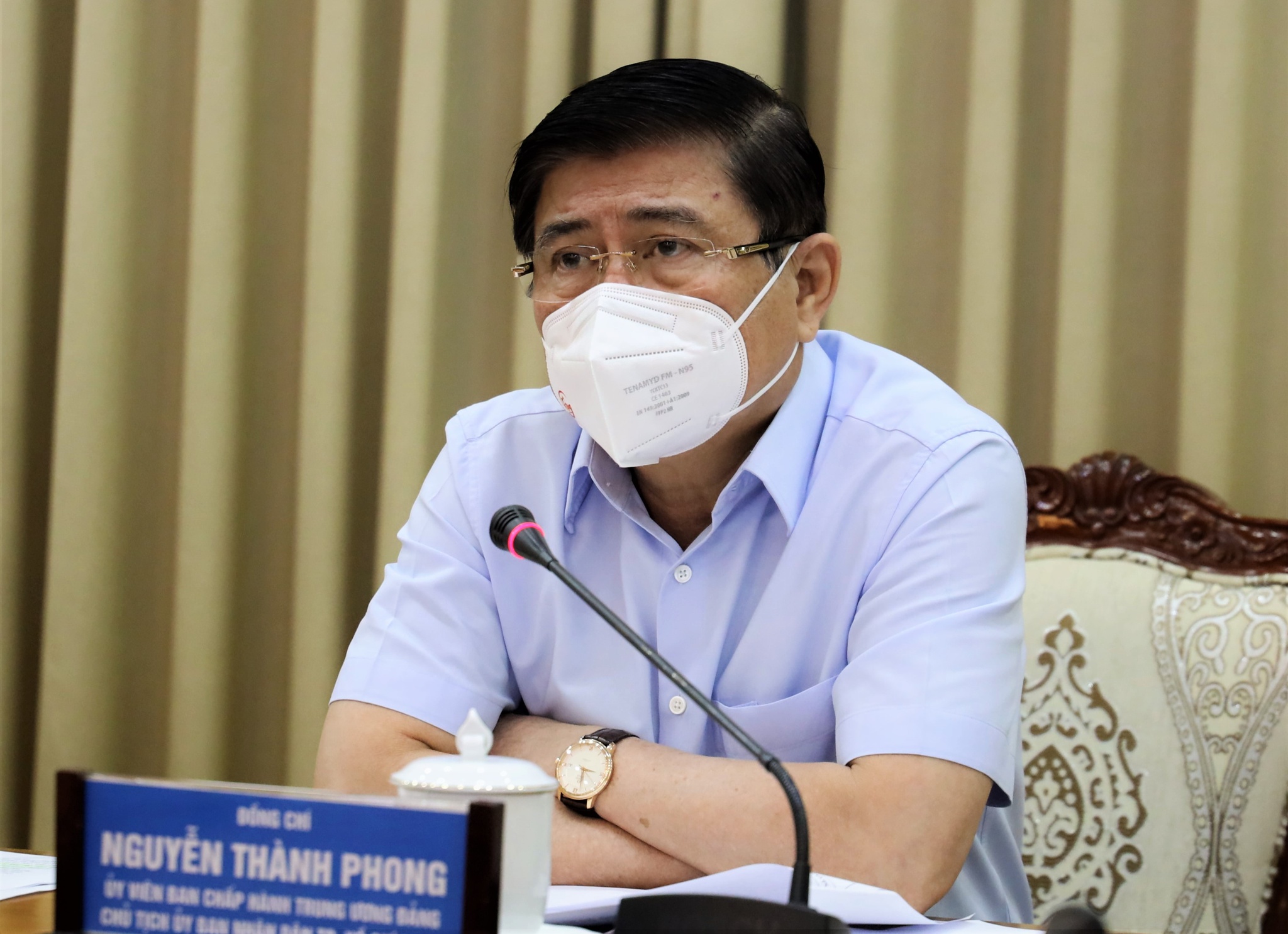 Chủ tịch Ủy ban nhân dân TP.HCM Nguyễn Thành Phong tại buổi giao ban trực tuyến về công tác phòng chống dịch trên địa bàn thành phố chiều tối ngày 7/7.