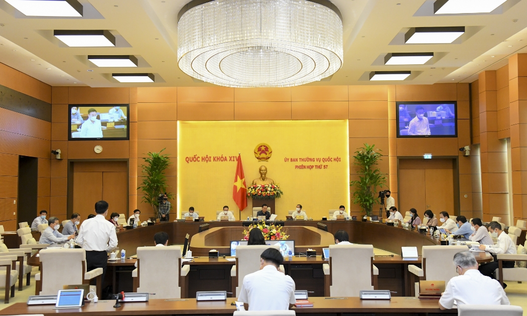 Phiên họp 57 của Ủy ban Thường vụ Quốc hội - Ảnh: Quochoi.vn