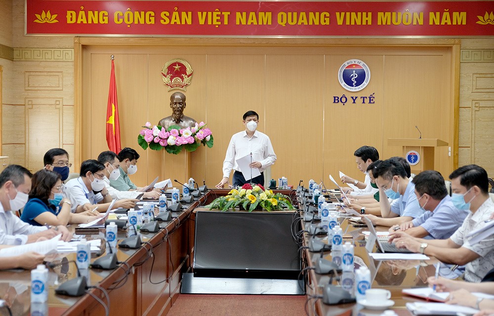 Quang cảnh cuộc họp.