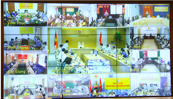 Sở Th&ocirc;ng tin v&agrave; Truyền th&ocirc;ng c&aacute;c tỉnh, th&agrave;nh phố tham dự Hội nghị tại c&aacute;c điểm cầu.