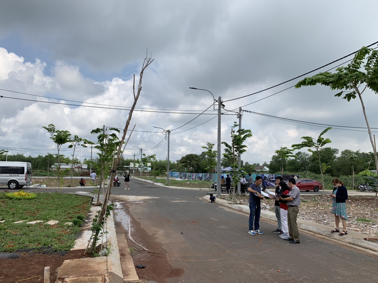 Săn đất nền các tỉnh phía Nam: Tránh tình trạng sau cơn sốt là khu đất  hoang - Nhịp sống kinh tế Việt Nam & Thế giới