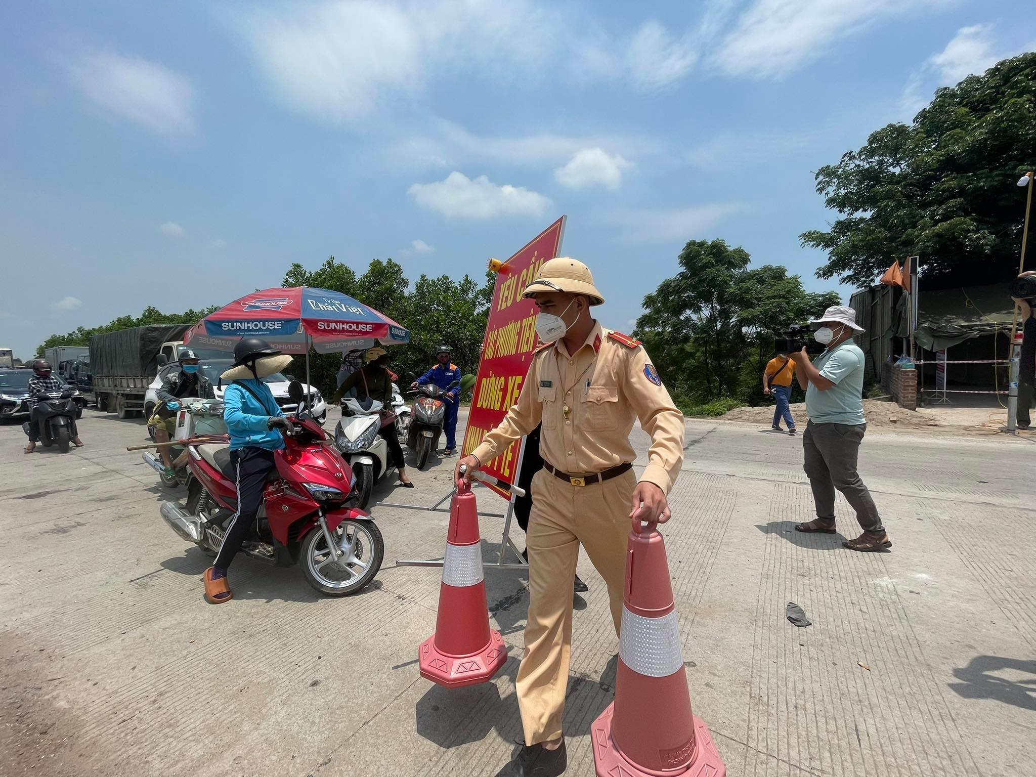 Vĩnh Phúc nới lỏng một số lĩnh vực kinh doanh thương mại, dịch vụ.