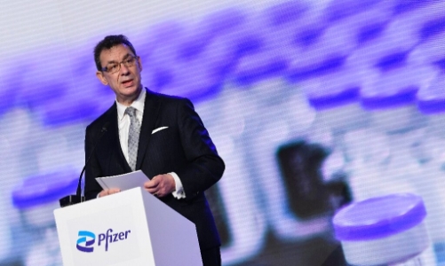 CEO Pfizer: Thế giới sẽ trở lại “bình thường” vào cuối năm 2022