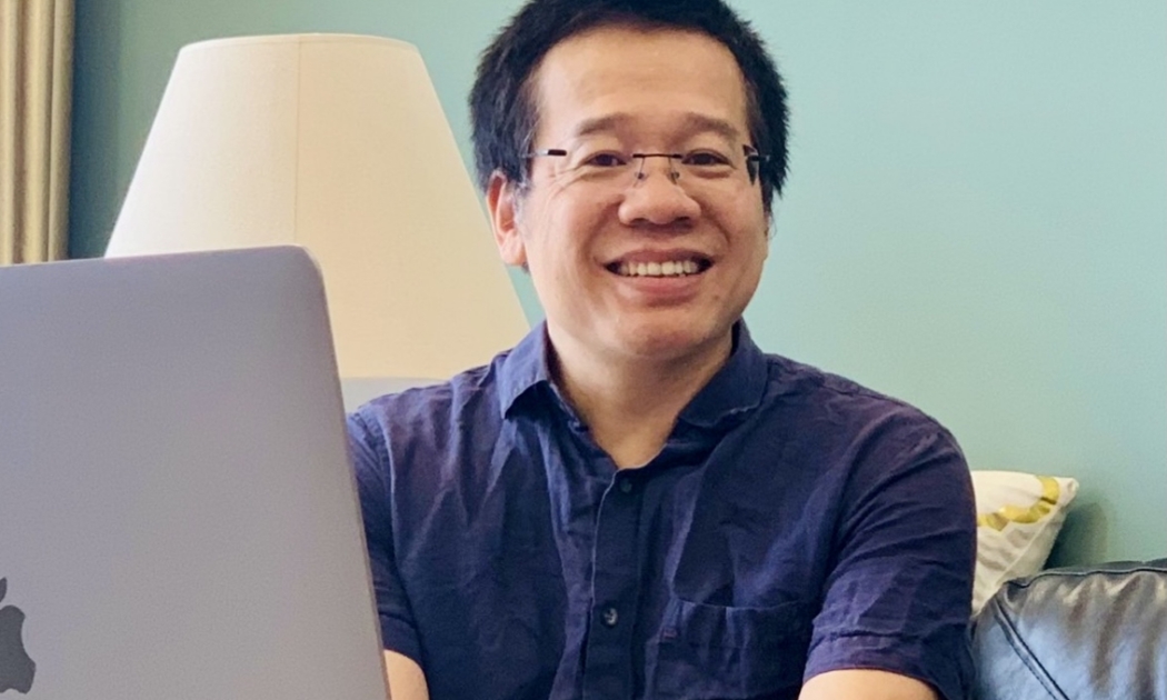 Nhà báo Đỗ Doãn Hoàng.
