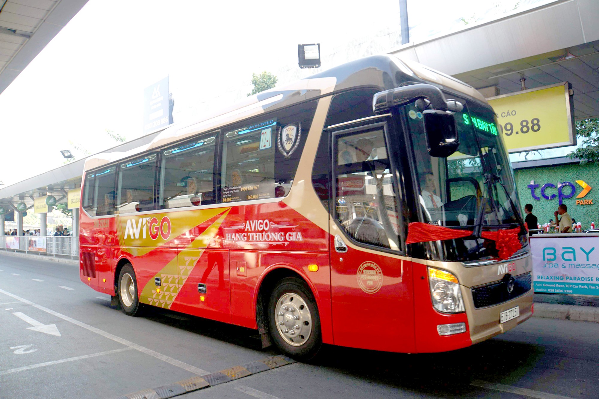 Xe buýt hoạt động tuyến Sân bay Tân Sơn Nhất - Vũng Tàu