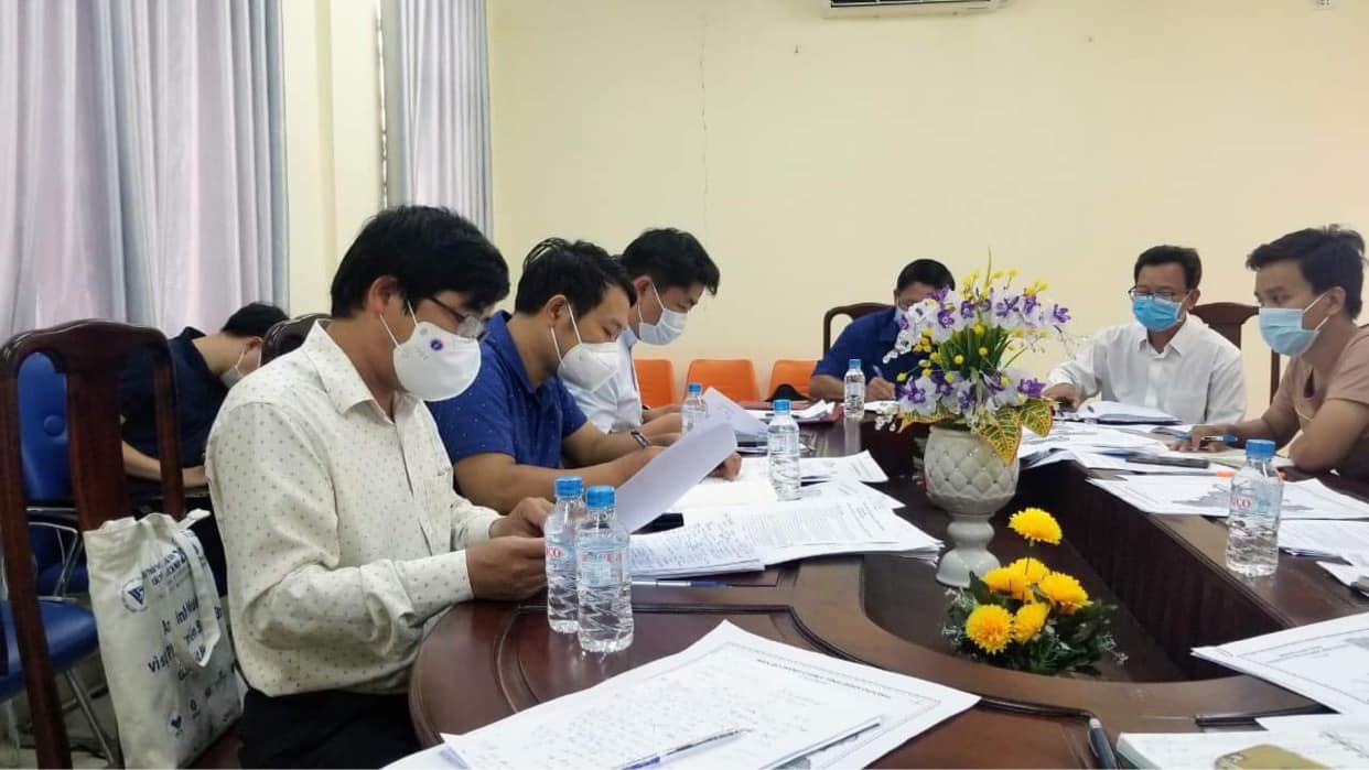 Tổ thực hiện cách ly, xử lý môi trường y tế thuộc Bộ phận Thường trực đặc biệt hỗ trợ phòng, chống dịch Covid-19 của Bộ Y tế hỗ trợ tại tỉnh Bình Dương.