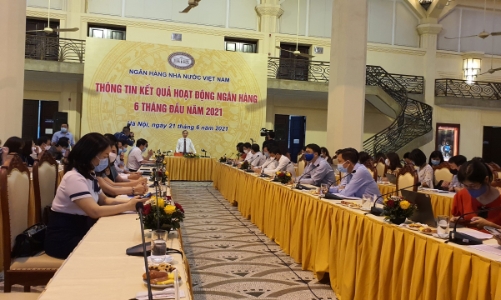 Tín dụng tăng 5,1%, thanh khoản hệ thống vẫn dồi dào