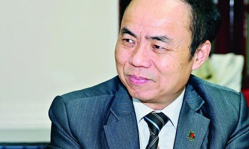 Nhà báo Trần Bá Dung