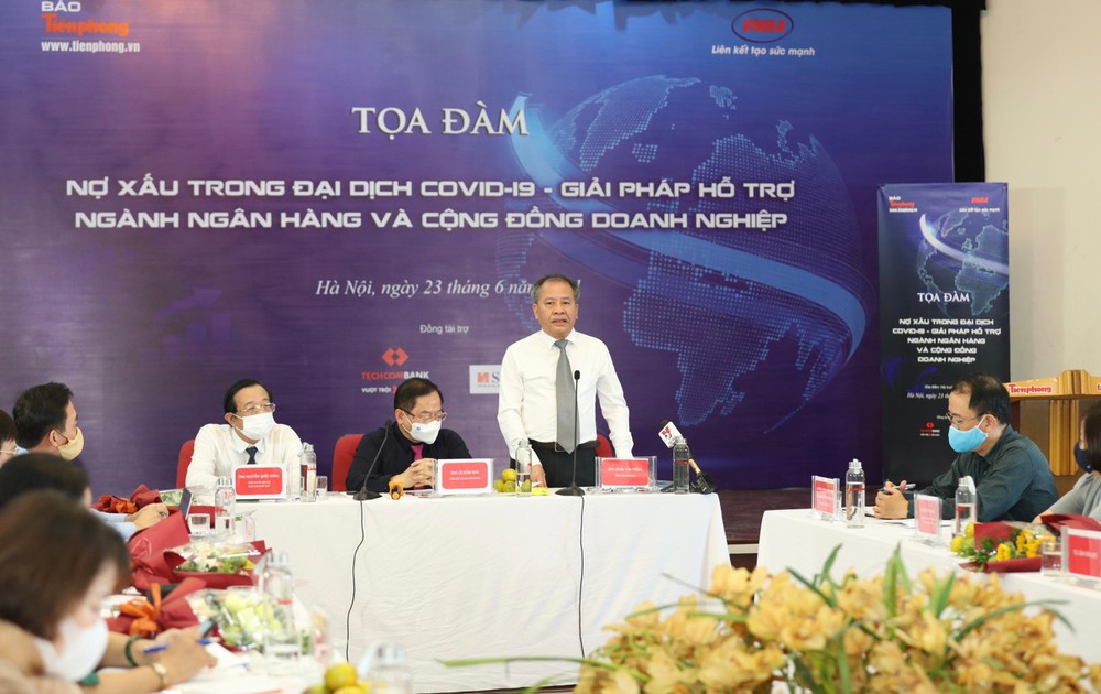 Tọa đàm: “Nợ xấu trong dịch Covid-19: Giải pháp hỗ trợ ngành ngân hàng và cộng đồng doanh nghiệp” ngày 23/6.