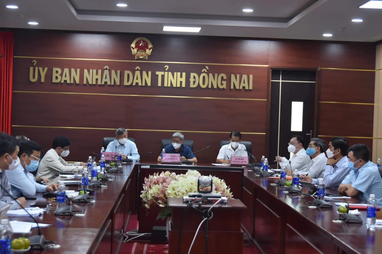 Đoàn công tác Bộ Y tế làm việc cùng Ban Chỉ đạo phòng, chống dịch Covid-19 tỉnh Đồng Nai.