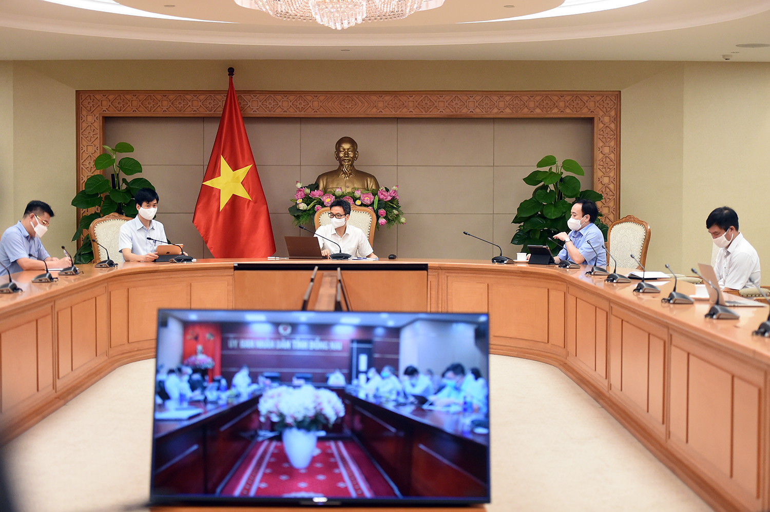 Toàn cảnh cuộc họp. Ảnh - VGP. 