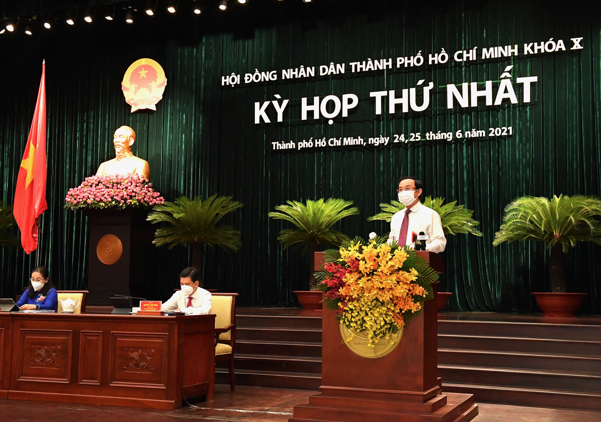 Khai mạc kỳ họp thứ nhất HĐND TP.HCM khóa X nhiệm kỳ 2021-2025.