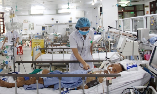 Rộng cửa cho dòng vốn vay, liên kết trong hoạt động y tế