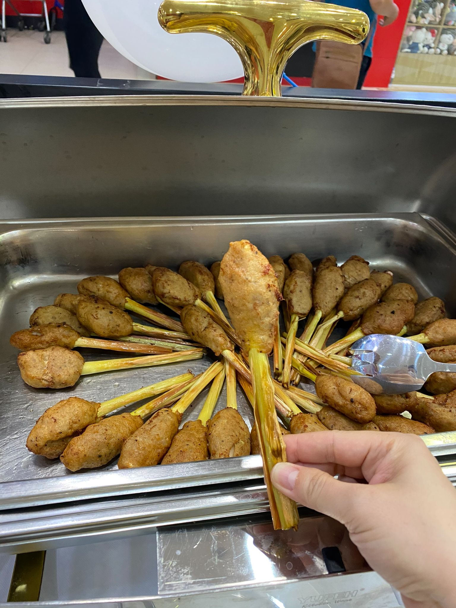 C&aacute;c m&oacute;n ăn ngon được chế biến theo phong c&aacute;ch ẩm thực dọc miền đất nước với nguy&ecirc;n liệu từ thịt MEATDeli.