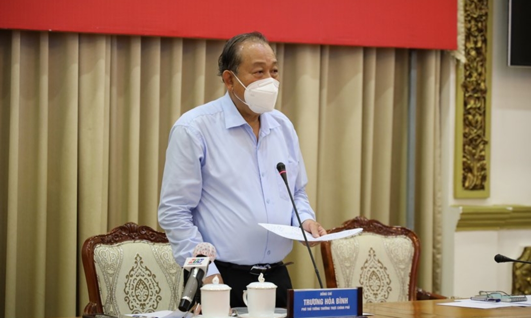 Phó Thủ tướng Thường trực Trương Hòa Bình tại cuộc họp trực tuyến của Ban Chỉ đạo phòng, chống dịch Covid-19 TP.HCM