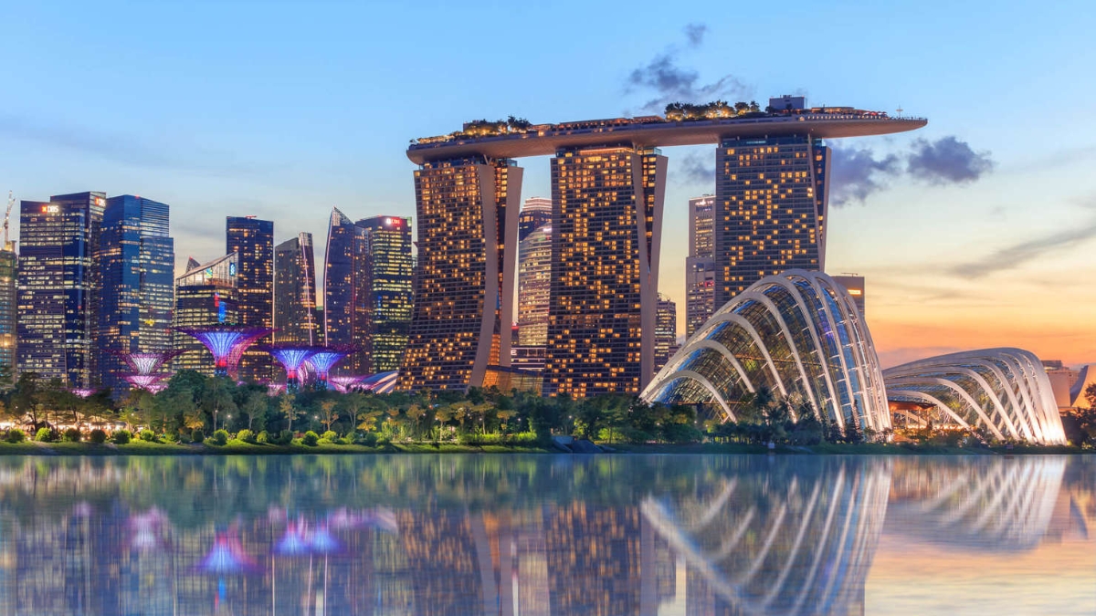 Thu nhập trước thuế h&agrave;ng năm cần c&oacute; để v&agrave;o top 1%: 627.111 USD Thu nhập trước thuế h&agrave;ng năm cần c&oacute; để v&agrave;o top 10%: 193.352 USD