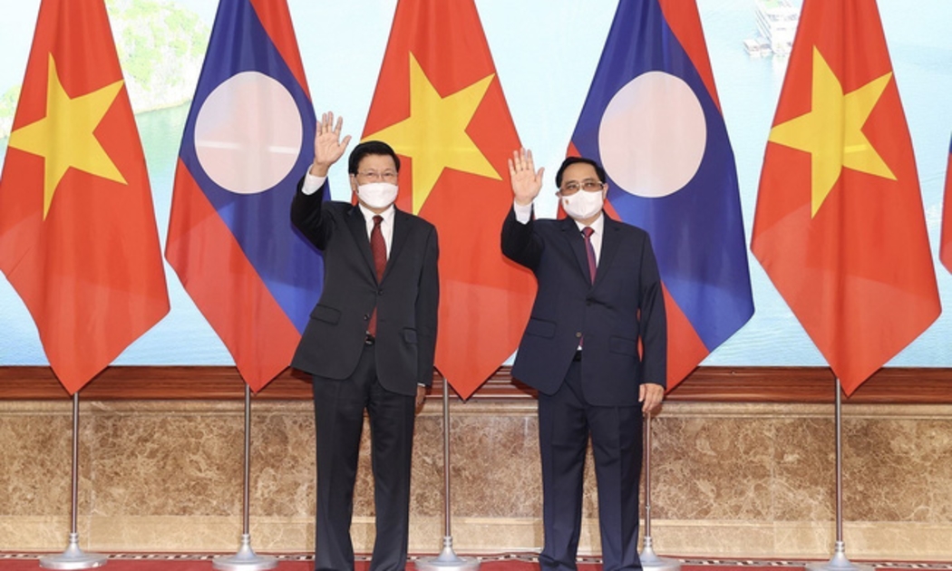 Thủ tướng Chính phủ Phạm Minh Chính hội kiến Tổng Bí thư, Chủ tịch nước Lào - Ảnh: TTXVN.