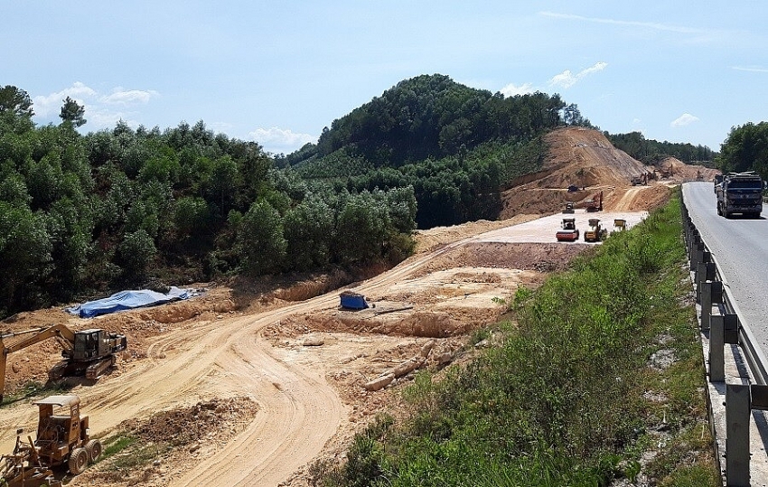 Bộ Giao thông vận tải chỉ đạo quyết liệt để phấn đấu giải ngân trong giai đoạn cuối năm