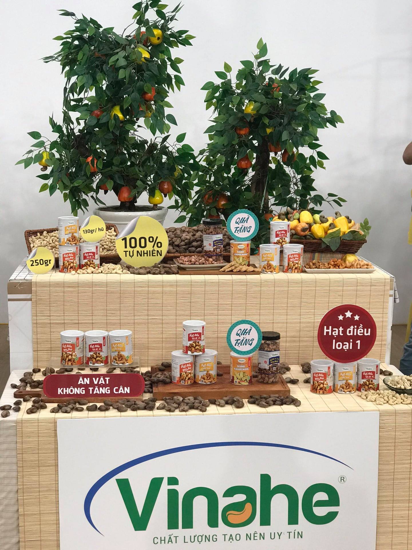 Một gian h&agrave;ng giới thiệu sản phẩm của C&ocirc;ng ty TNHH&nbsp;Vinahe &ndash; TX. Phước Long.