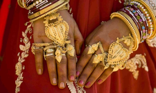 Sùng bái vàng là thế, người Ấn Độ giờ chuyển sang mua tiền ảo