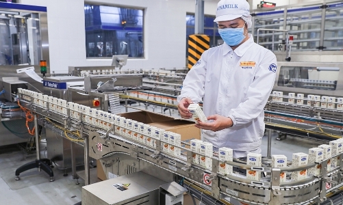 6 tháng đầu năm 2021: Bất chấp dịch Covid-19 bùng phát, kinh tế TP.HCM vẫn tăng trưởng