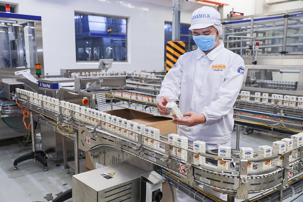 6 tháng đầu năm 2021, thu ngân sách từ doanh nghiệp nhà nước ước thực hiện 11.745 tỷ đồng, đạt 43,5% dự toán, chiếm 5,9% tổng thu ngân sách 