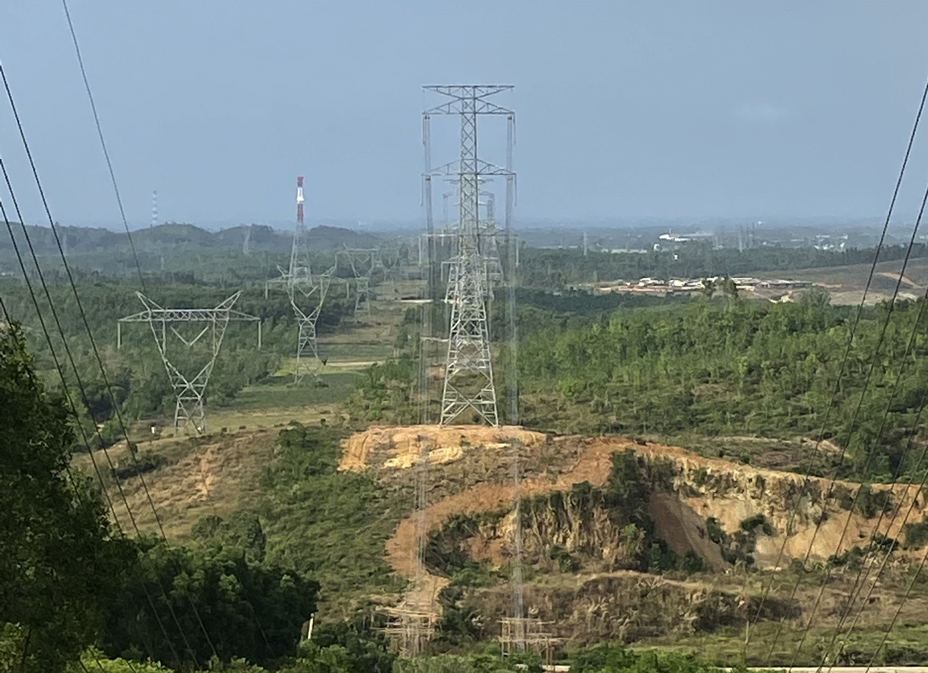 Đường dây 500kV mạch 3 đoạn Dốc Sỏi – Pleiku 2.