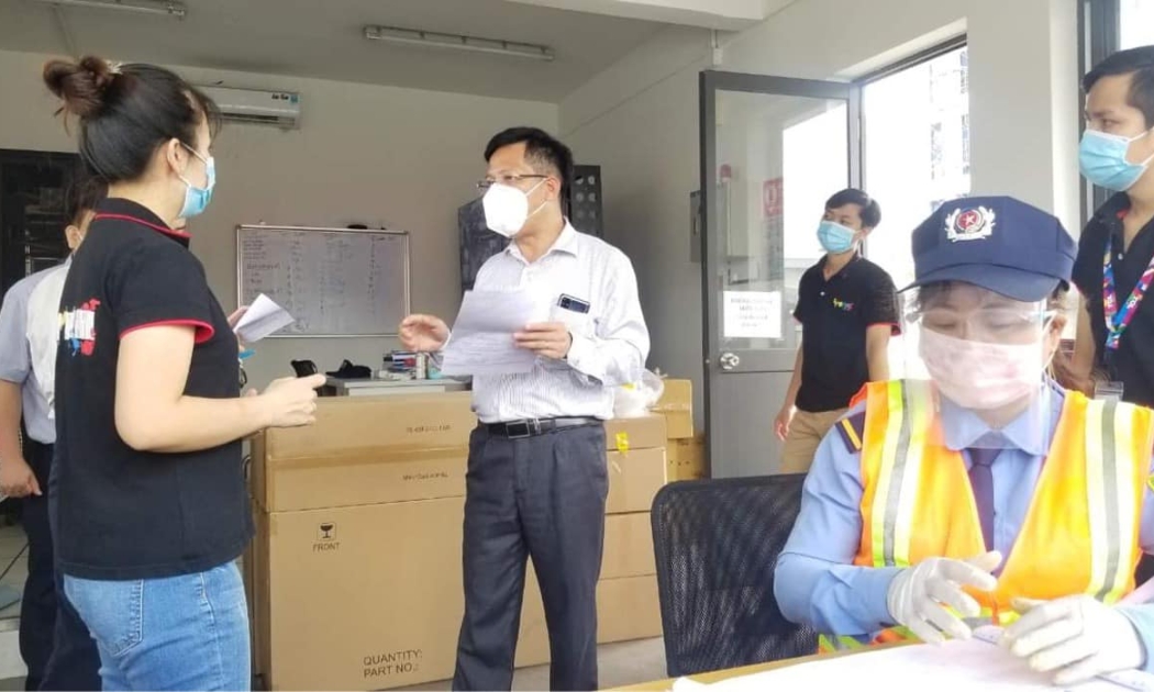 Đoàn Bộ Y tế kiểm tra công tác phòng, chống dịch tại Công ty TCL Bình Dương.
