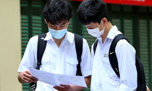 Hà Nội: Tuyển thẳng 21 học sinh diện F0 và F1 vào lớp 10  