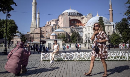 Ngành du lịch toàn cầu mất 2,4 nghìn tỷ USD trong năm nay vì đại dịch