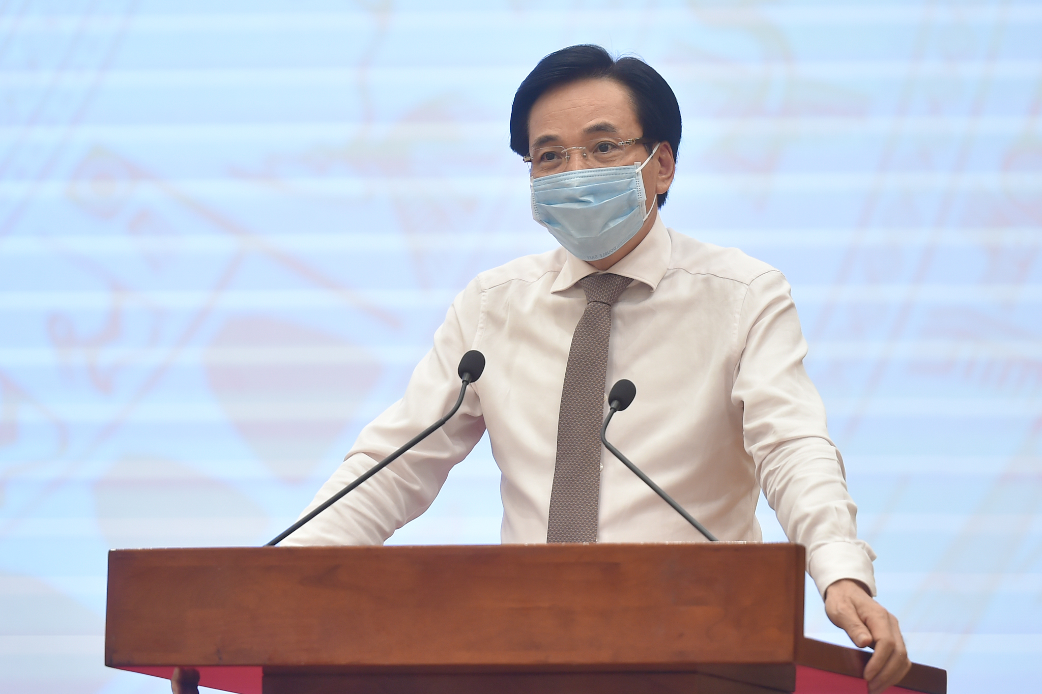 Bộ trưởng, Chủ nhiệm VPCP Trần Văn Sơn, Người ph&aacute;t ng&ocirc;n của Ch&iacute;nh phủ tại họp b&aacute;o - Ảnh: VGP