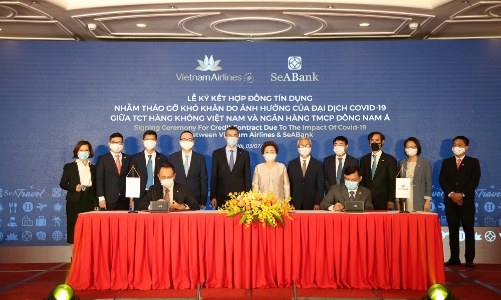 Vietnam Airlines nhận 2.000 tỷ đồng 