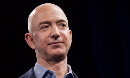 Tỷ phú giàu nhất thế giới Jeff Bezos - Ảnh: Gett Images