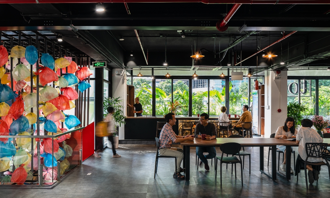 Một góc không gian làm việc chung của Toong