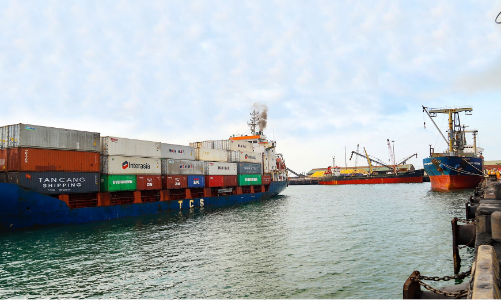 Cảng Vũng Áng xây dựng “phòng tuyến” chống dịch để đón tàu container