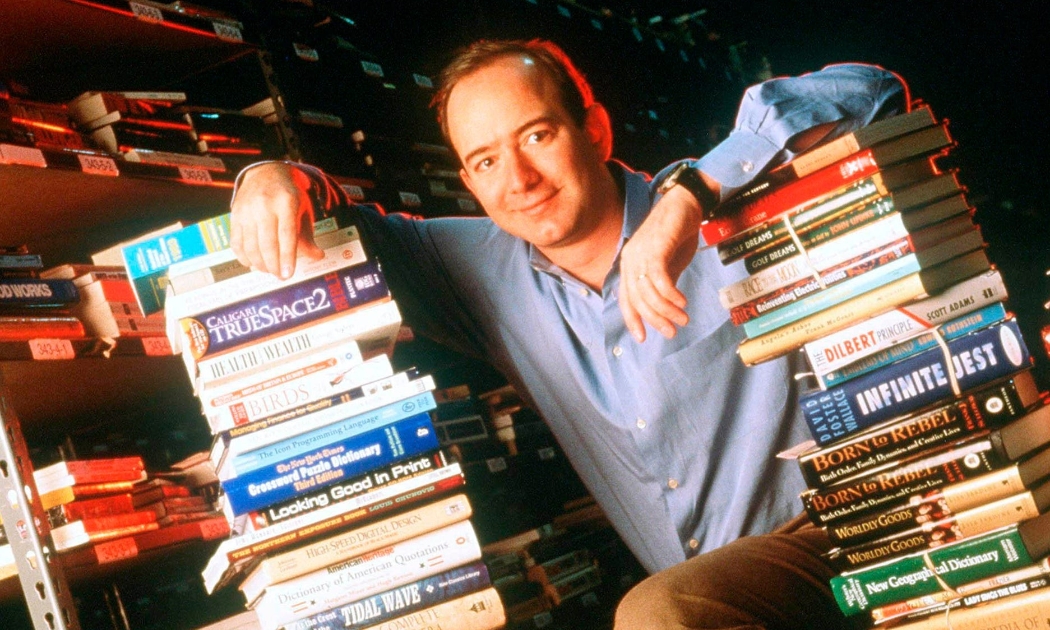 Jeff Bezos những ngày đầu thành lập Amazon - Ảnh: Amazon