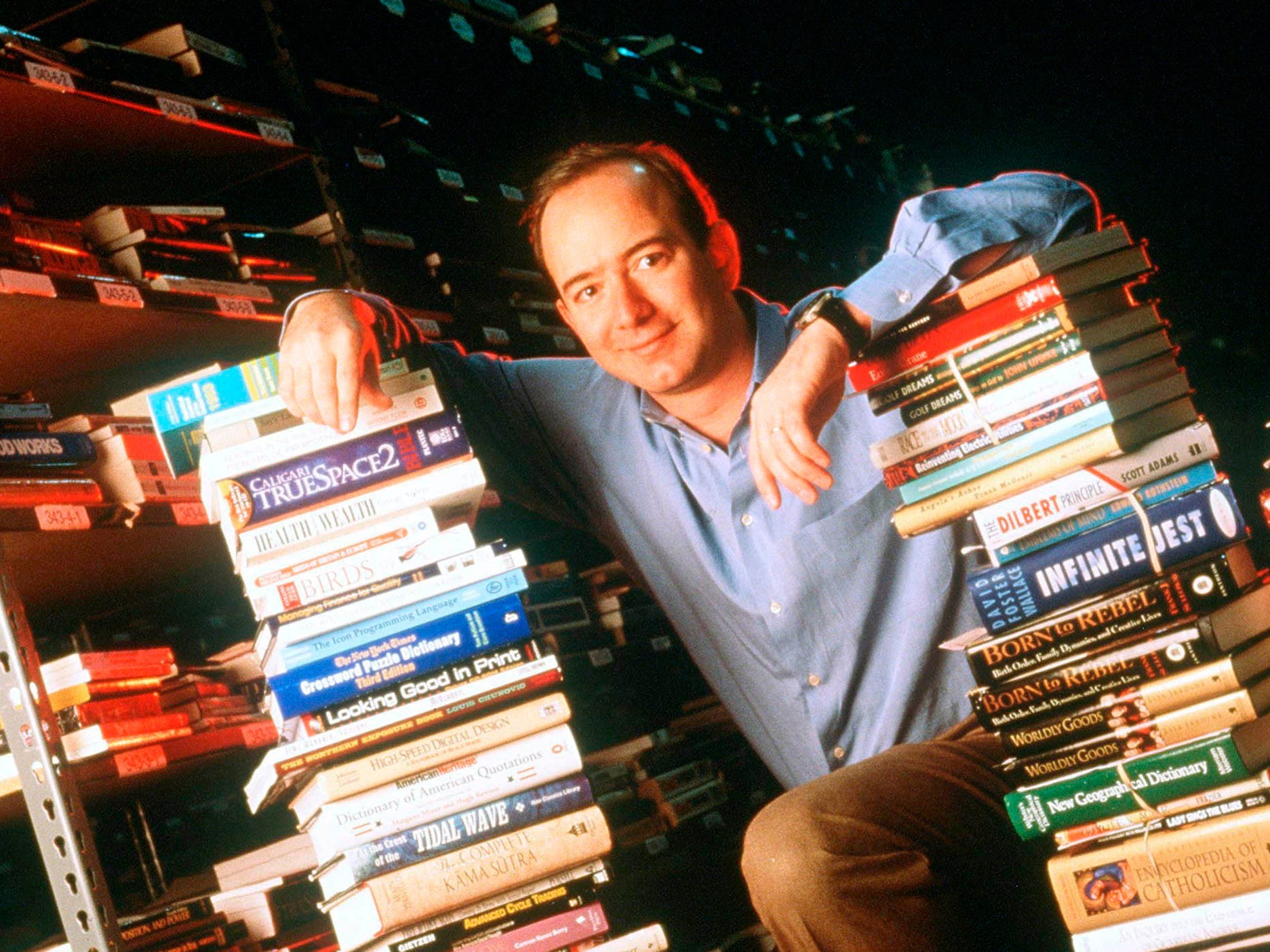 Jeff Bezos những ngày đầu thành lập Amazon - Ảnh: Amazon