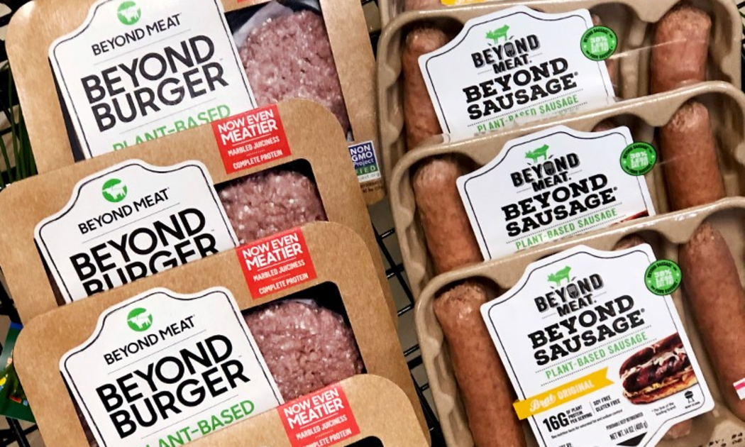 Thịt thực vật của công ty Beyond Meat, có trụ sở tại Los Angeles (Mỹ) được bán phổ biến tại Singapore - Ảnh: Beyond Meat