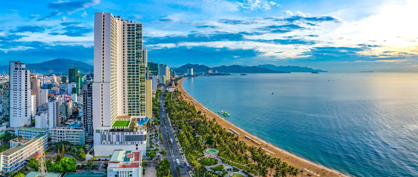 Nha Trang đang là “vùng trũng” tăng giá căn hộ khách sạn mặt tiền biển - Ảnh: Instagram.