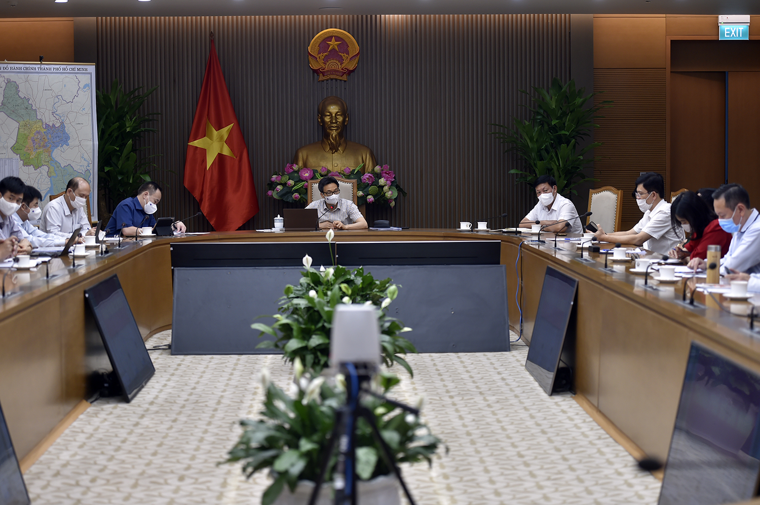 To&agrave;n cảnh cuộc họp. Ảnh - VGP.&nbsp;