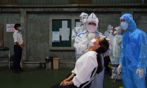 TP.HCM lên phương án ứng phó 10.000-15.000 ca mắc Covid-19