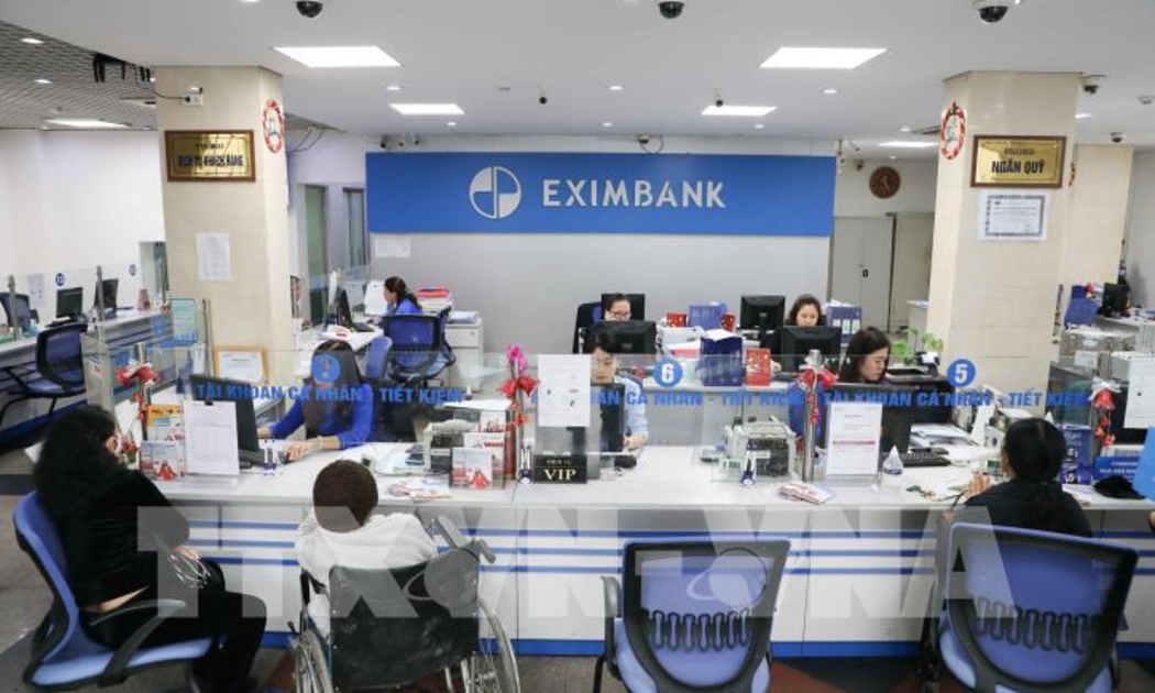 Hai năm liên tiếp, ở Eximbank, cứ sắp đại hội, lại có một nhóm cổ đông đòi miễn nhiệm thành viên hội đồng quản trị