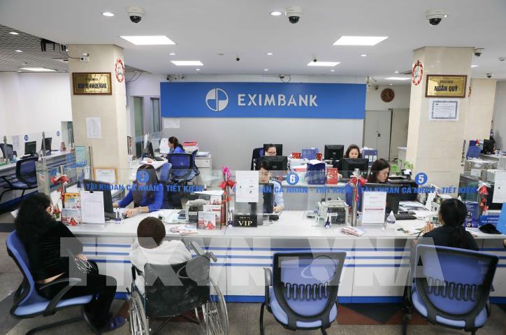 Hai năm liên tiếp, ở Eximbank, cứ sắp đại hội, lại có một nhóm cổ đông đòi miễn nhiệm thành viên hội đồng quản trị