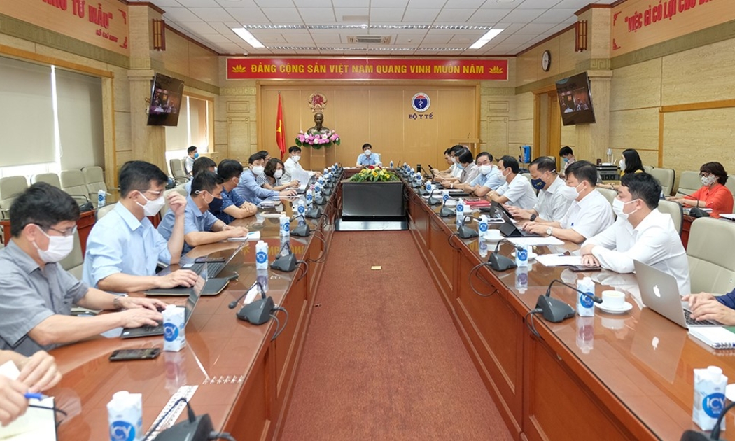 Quang cảnh cuộc họp.