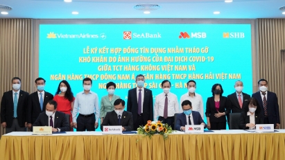 Vietnam Airlines signs credit deal with three banks