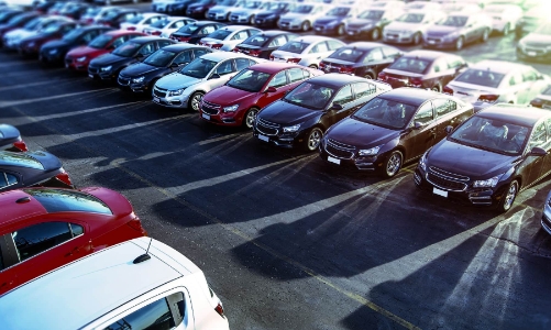 Vì sao Mỹ lên cơn sốt giá ô tô cũ?