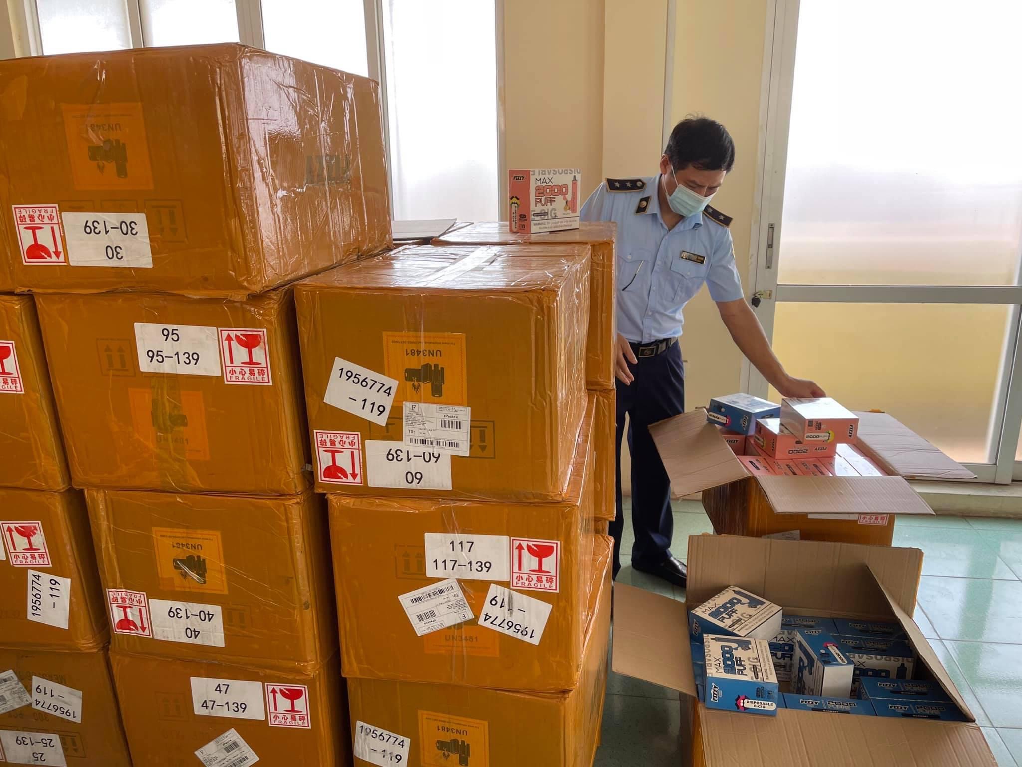 Thu giữ 15 nghìn sản phẩm thuốc lá điện tử