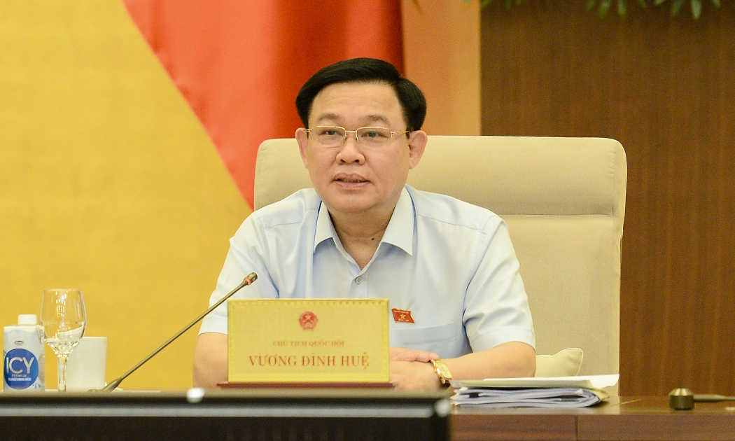 Chủ tịch Quốc hội Vương Đình Huệ phát biểu tại phiên họp - Ảnh: Quochoi.vn